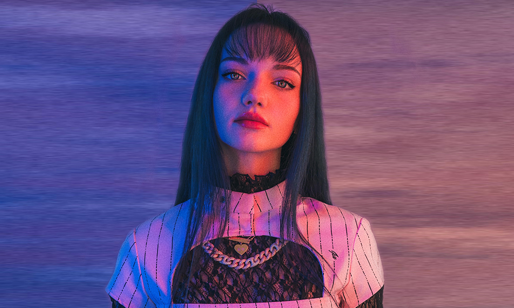 TAXI®极速一分钟赛车168体彩网 Member, Eryn Young